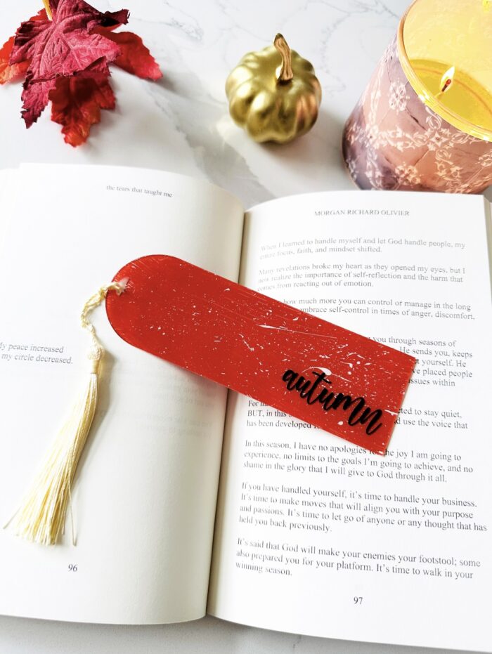 Customizable Bookmark