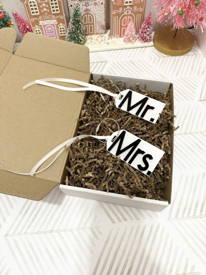 Mr. & Mrs. Gift Set